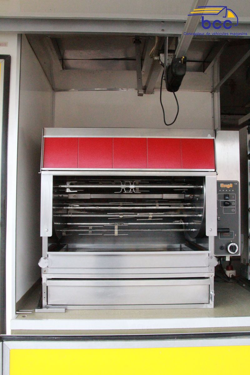 Camion d'occasion Rôtisserie 941 (7)