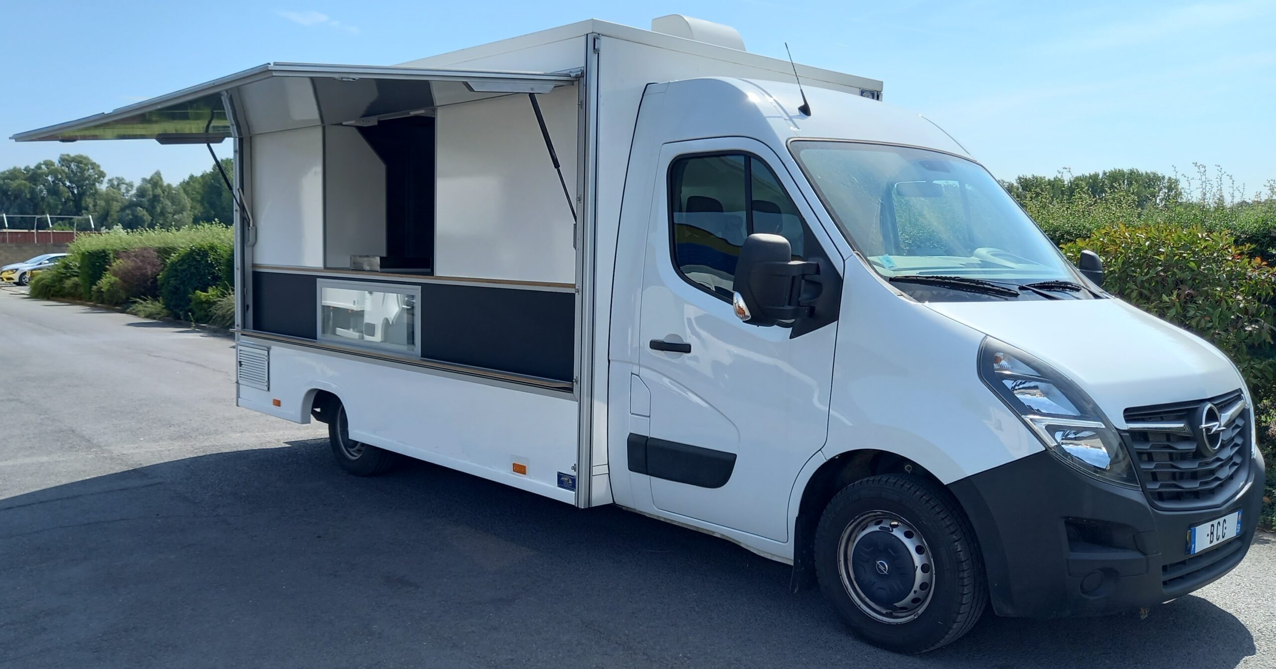 20220825_142247 Camion d'occasion snack friterie - 1086