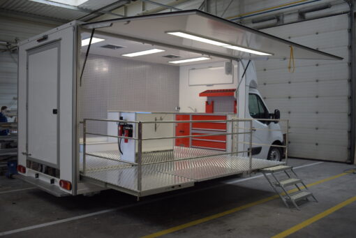 Camion podium en place Camion podium en place