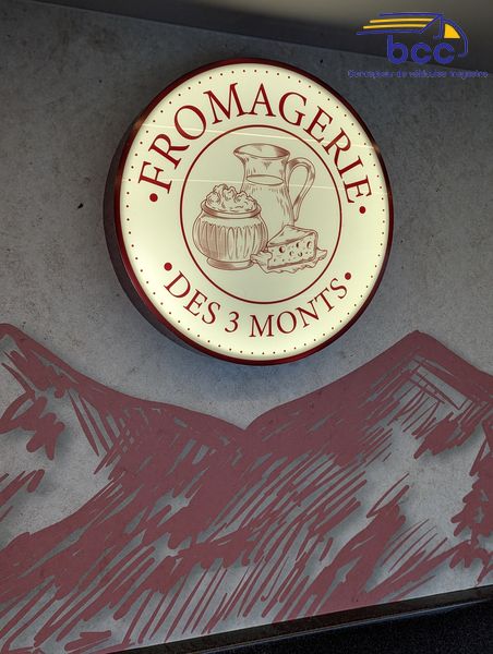 Enseigne lumineuse "Fromagerie des 3 Monts"