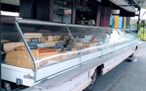 vitrine panoramique camion fromager