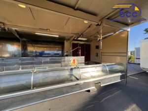 Camion rôtisserie équipé pour marché