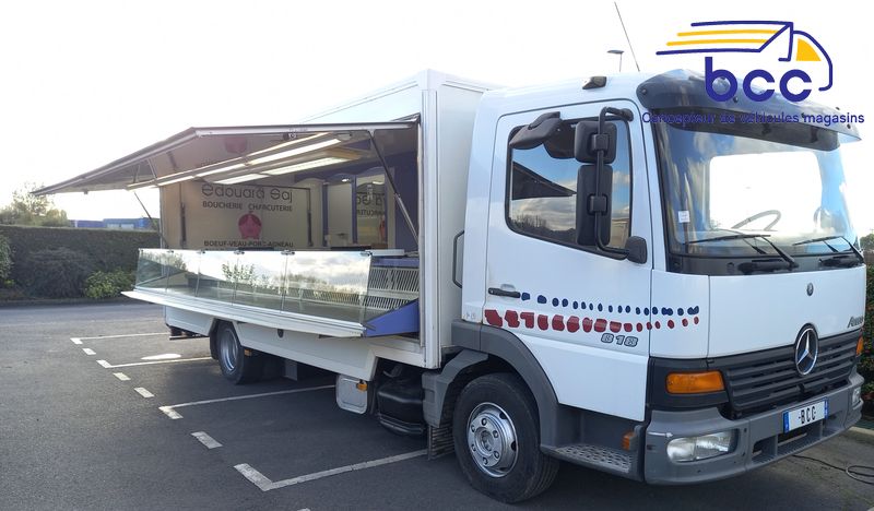 Camion de boucherie sur base Mercedes
