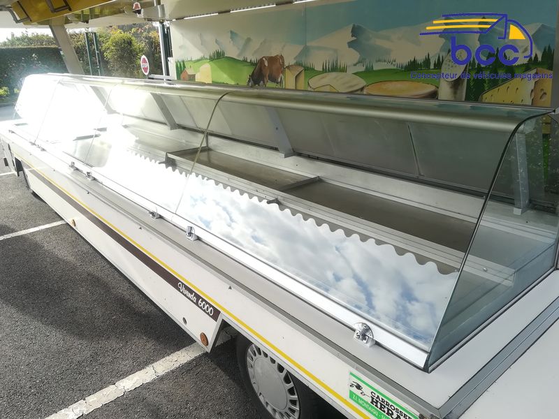 vitrine bombée remorque fromager 6m