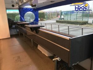 espace intérieur camion poisson