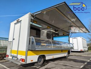Camion fromager – vue arrière latérale