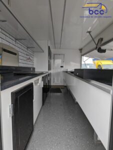Intérieur du camion marché tournée Renault