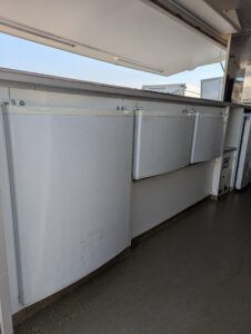 vitrine réfrigérée intégrée