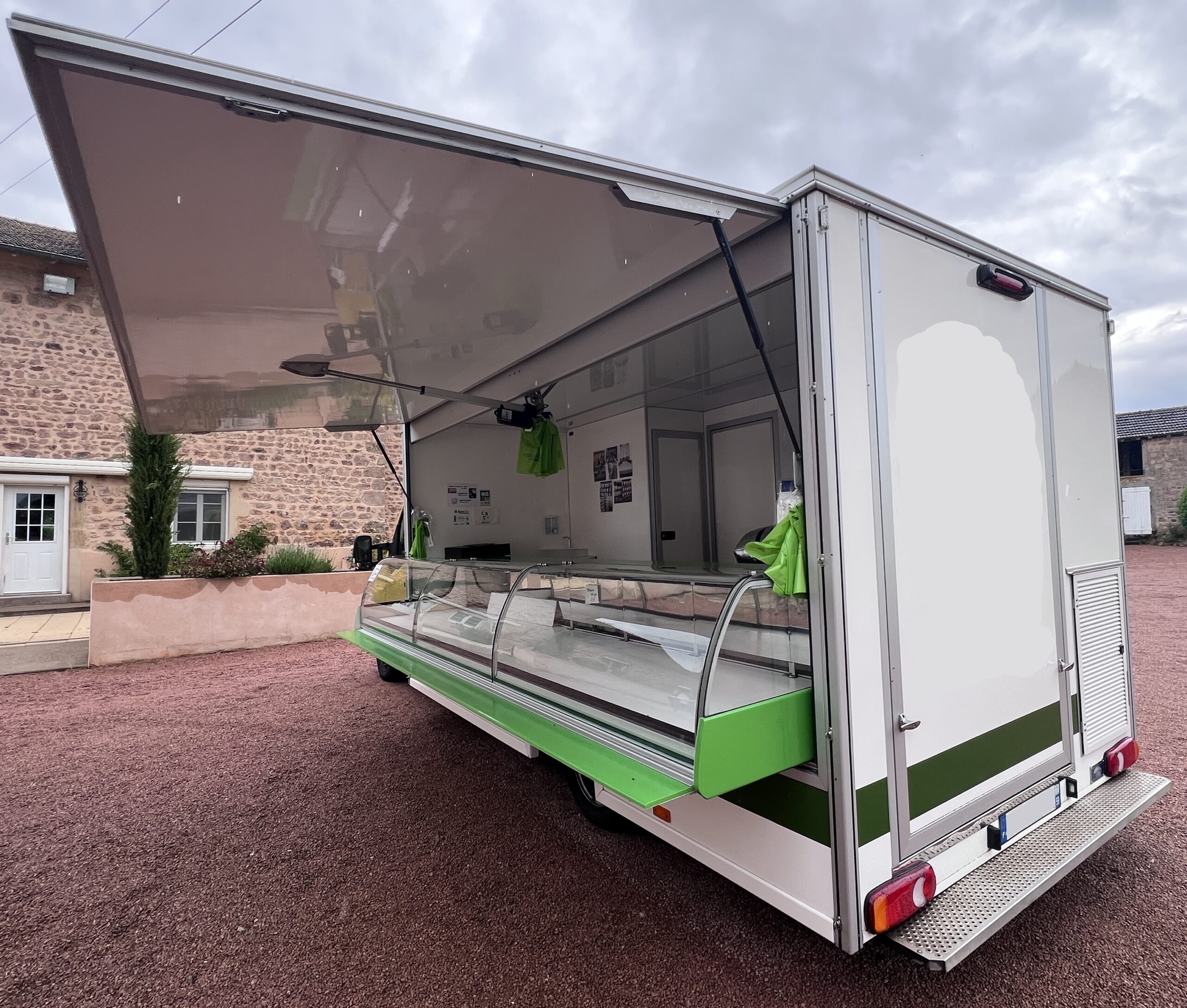 Réserve sèche camion