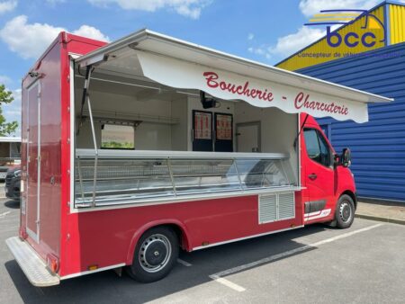 Camion tournée boucherie en présentation vitrine ouverte