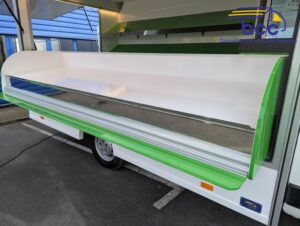 étal fruits légumes camion marché