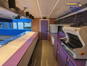 aménagement intérieur camion boulangerie pâtisserie