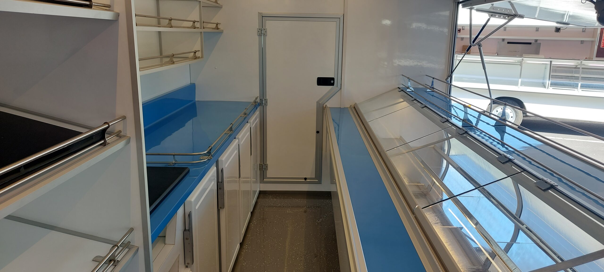 rangements bas camion épicerie